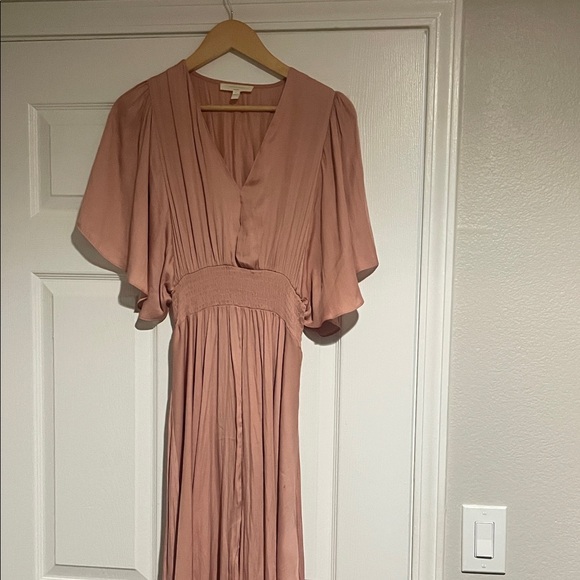 Chic Mauve Maxi Dress - Picture 3 of 6